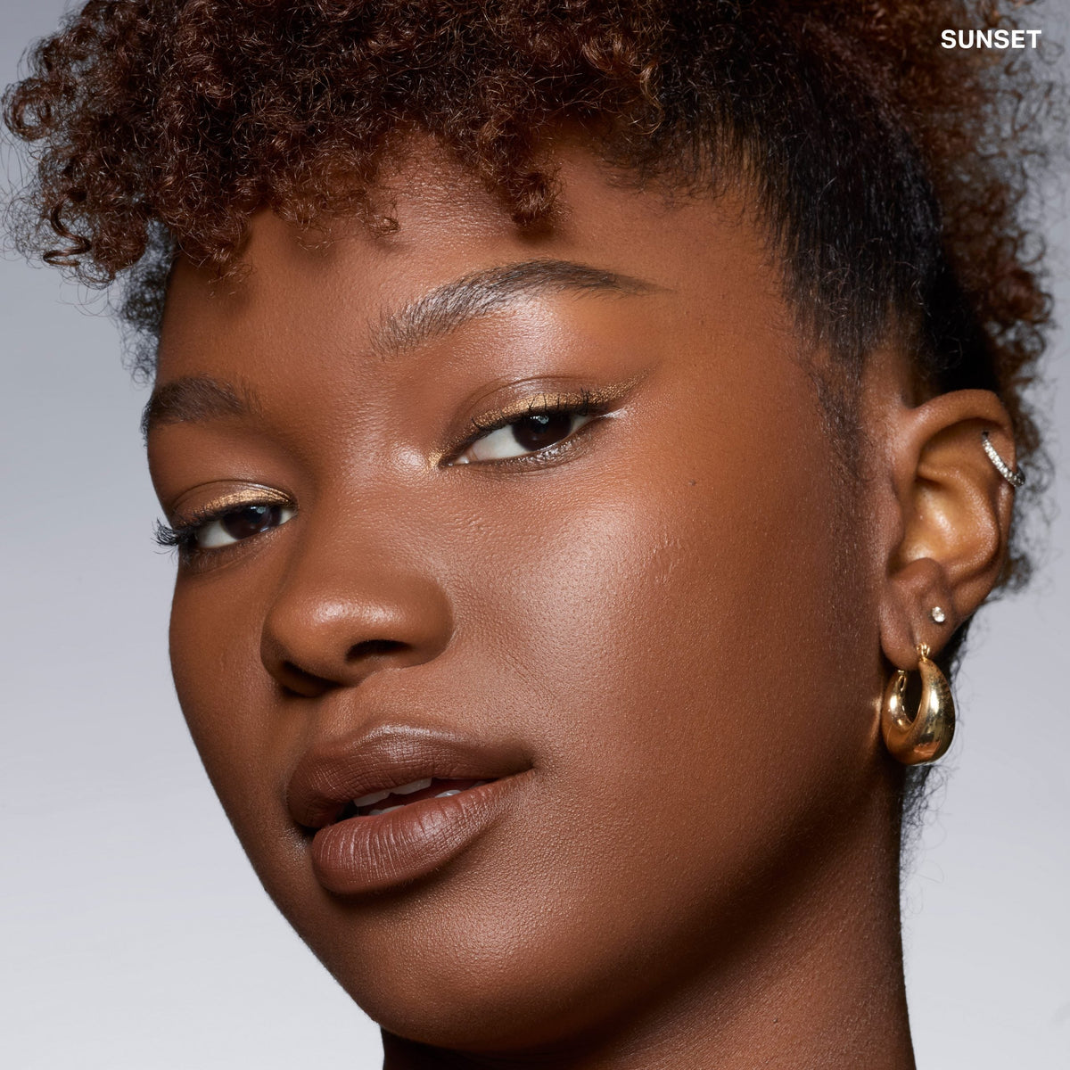 Morphe Cloudlight Soft Glow Veil Finishing Powder